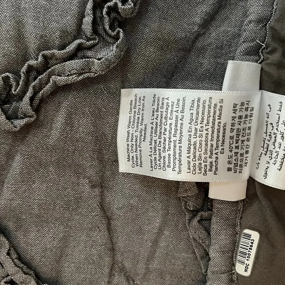 Pottery Barn Teen Emily & Meritt Scallop Ruffle Twin Quilt Comforter Charcoal